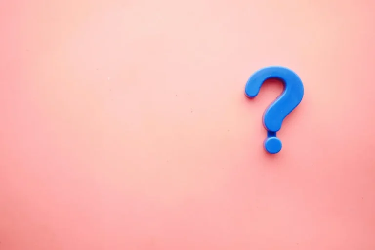 A question mark, representing a choice between two similar options