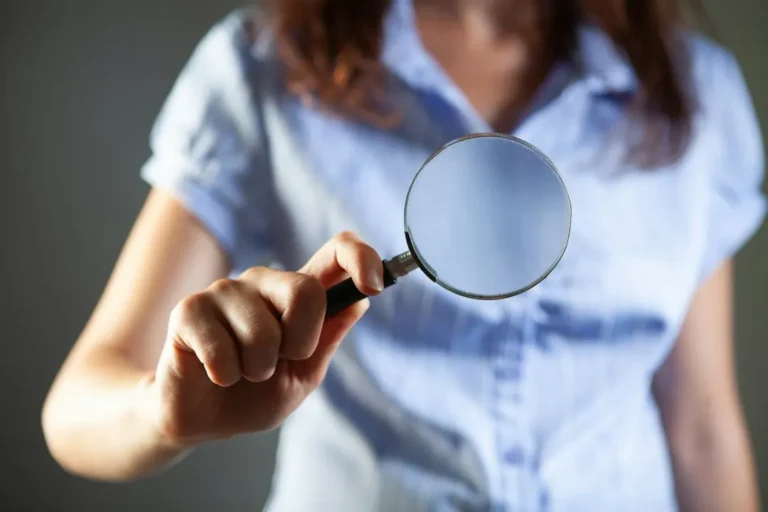 A magnifying glass, representing curiosity