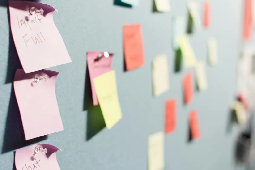 Sticky notes on a planning board